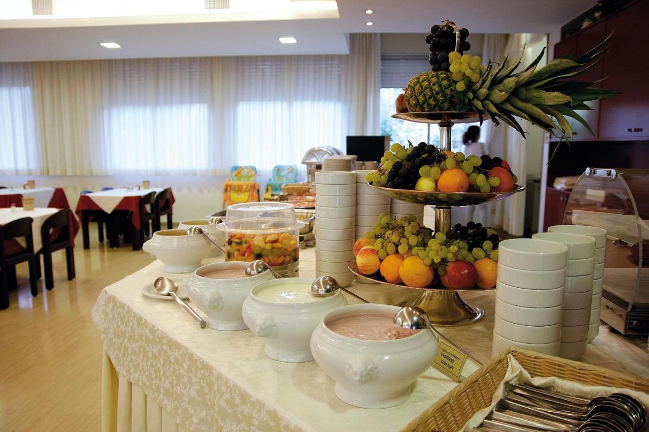 Hotel Europa Каорле Екстер'єр фото