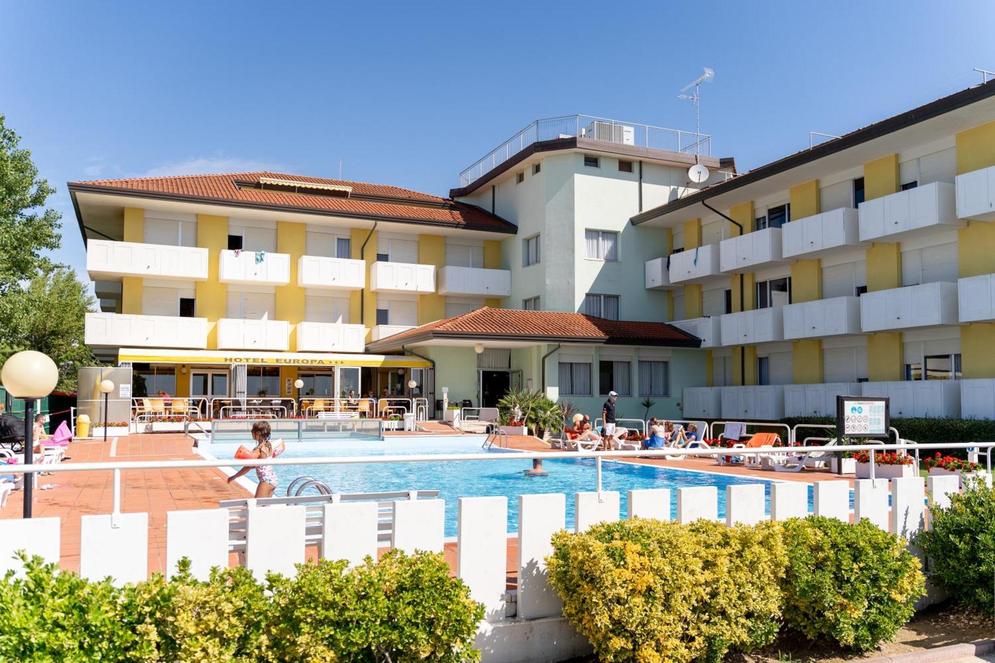 Hotel Europa Каорле Екстер'єр фото